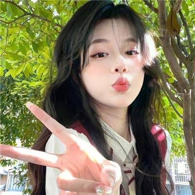 克莱尔的相机